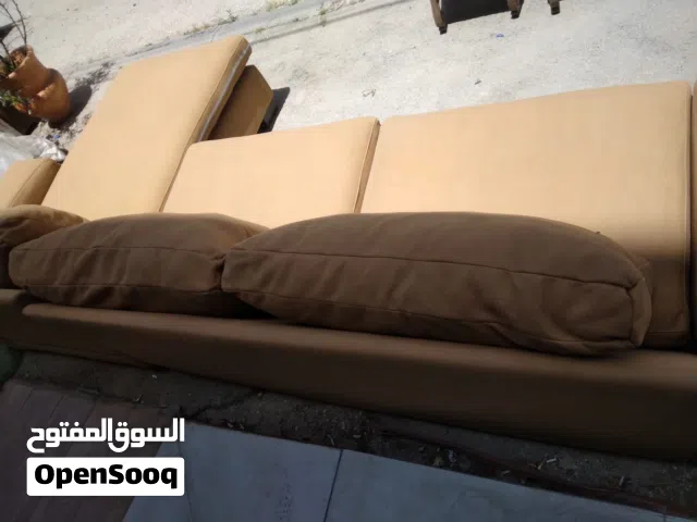 طقم زاوية عدد 2 مجدد بحالة جديد نفخ قماش وجلد فاخر اصلي خشب متين