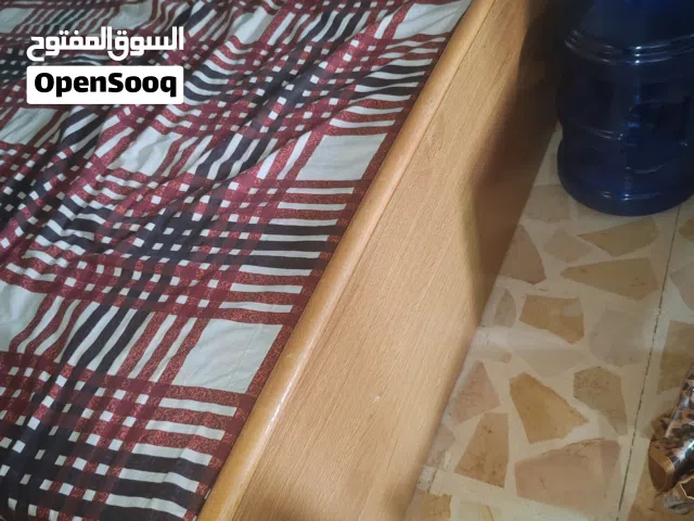 تخت مجوز وكالة