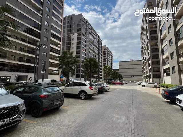 شقة جديدة للبيع في بورصة داخل مجمع سكني فاخر