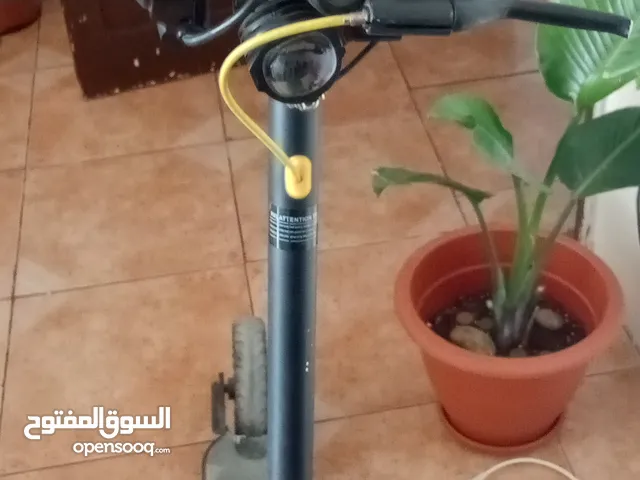 سكوتر كهربائي للبيع استعمال خفيف جدا