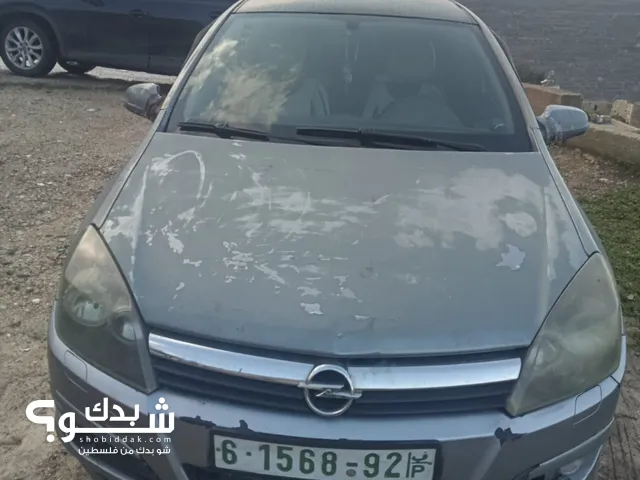 Opel Astra 2006 in Ramallah and Al-Bireh