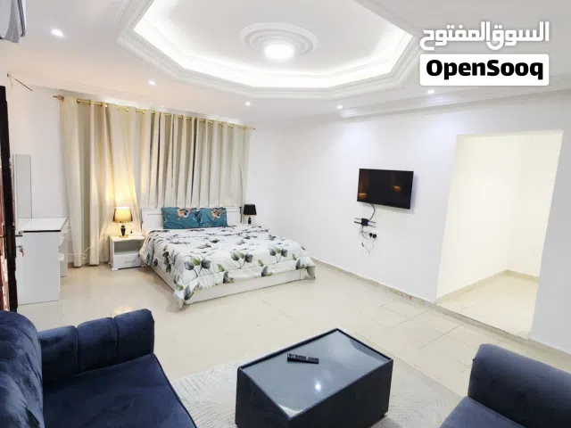 للإيجار استوديو مفروش في منطقة البطين قرب اكسترا مول