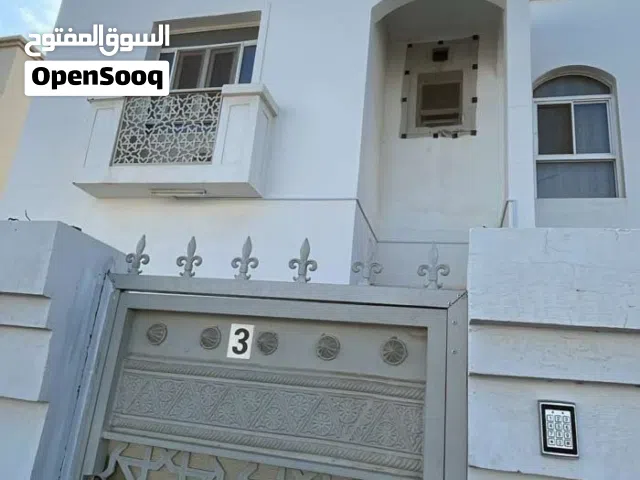 غرفة في شقة بنايه في الخوض السابعة