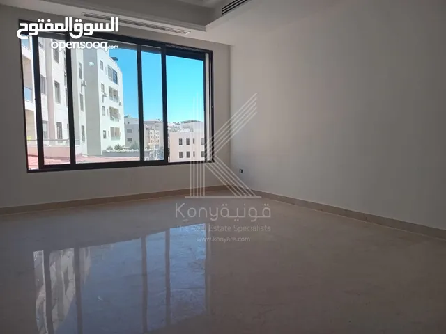 شقة فاخرة للبيع في دير غبار