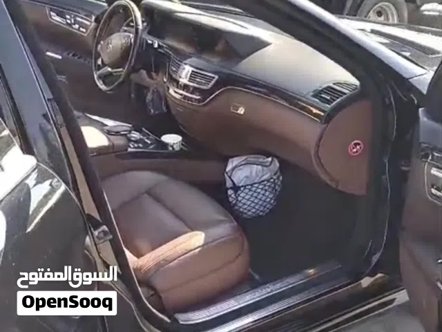 2010 مرسيدس بنز الفئة-S S 400