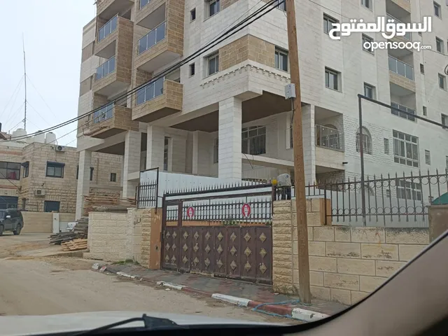 شقه للايجار خلف ديوان السلايمة .