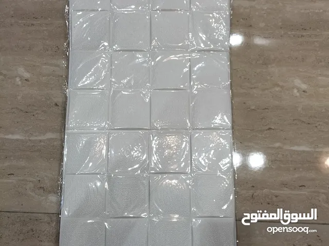 فوم لاصق للجدران قياس 70*35 للبيع 25 قطعة