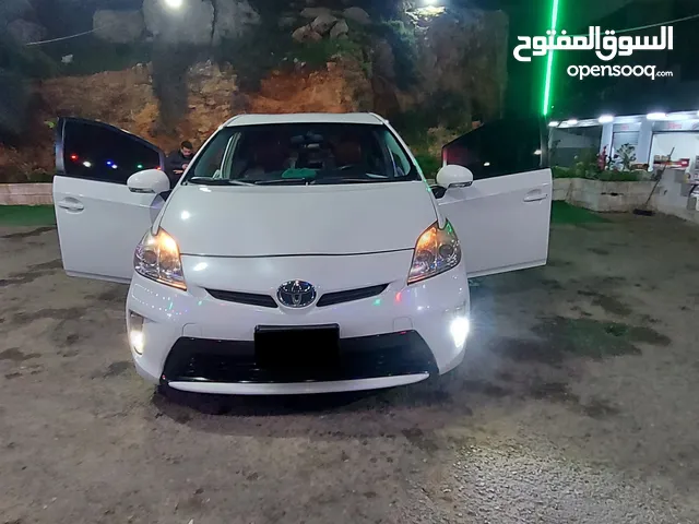 Used Toyota Prius in Amman