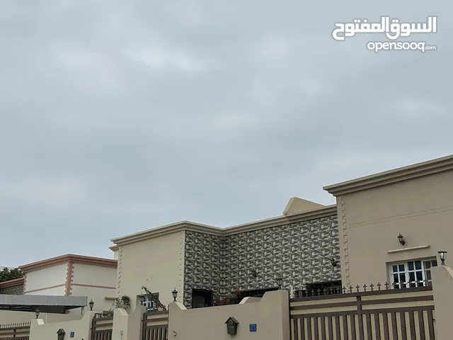 361 m2 3 Bedrooms Villa for Sale in Muscat Manumah