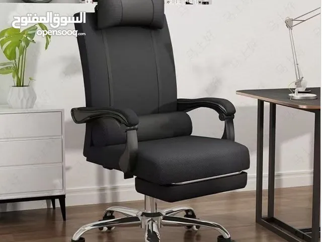 كرسي مكتب فاخر مع مسند أقدام – الأسود جودة عالية جداً وخامة فاخرة  مناسب للمكتب، للطلاب