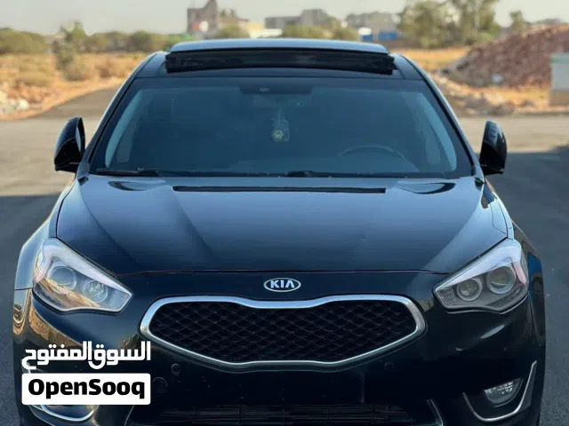 2015 كيا كادينزا Limited