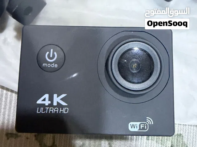 هذه كاميرا أكشن رياضية عامة (Generic Action Camera) مكتوب عليها 4K Ultra HD Wi-Fi،