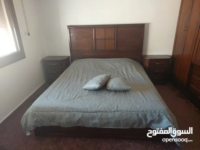 غرفة نوم بحالة ممتااااازة للبيع