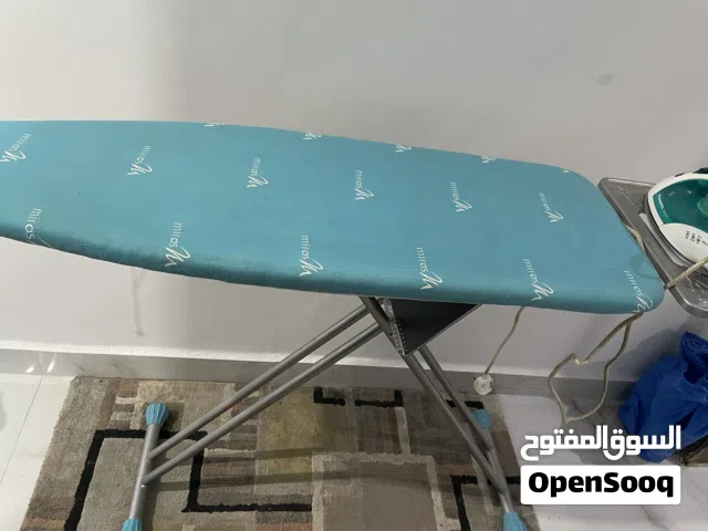 طاولة كواية مع كواية بخار