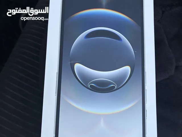 هاتف i phone 12 مستعمل بحاله ممتازه