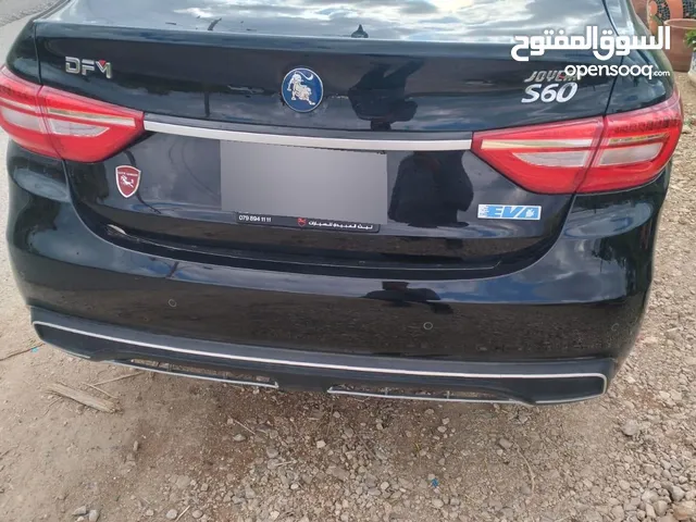 دونق فينق 2024 Dongfeng S60