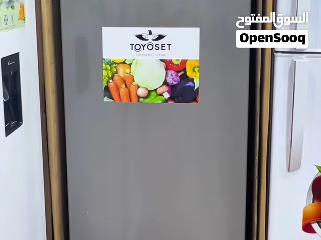 مجمدة عمودية ماركة تيوسوت Toyoset اليابانية