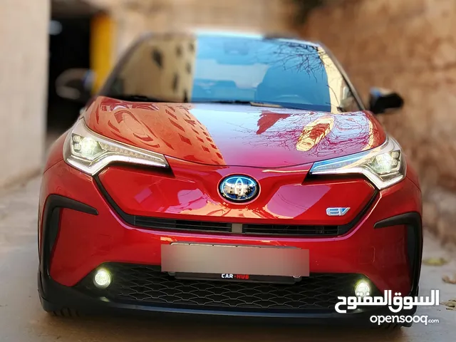 تويوتا chr 2020 كهربائيه بالكامل فحص كامل وارد الصين فل كامل أعلى صنف ويقبل الفحص بجميع المراكز