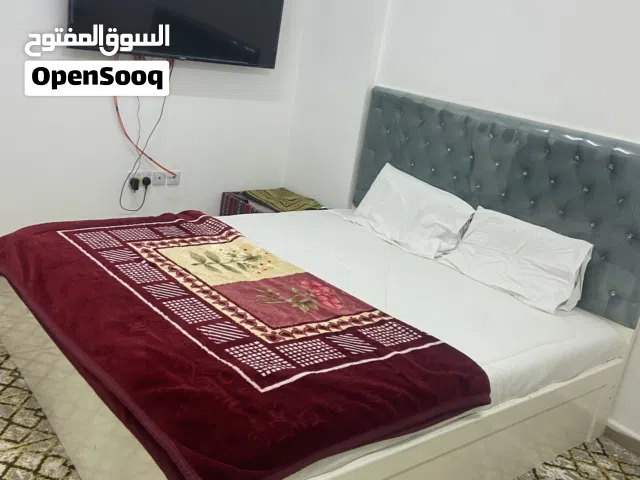 شقة للإيجار اليومي في نزوى ردة البوسعيد جنب مسجد اليقين