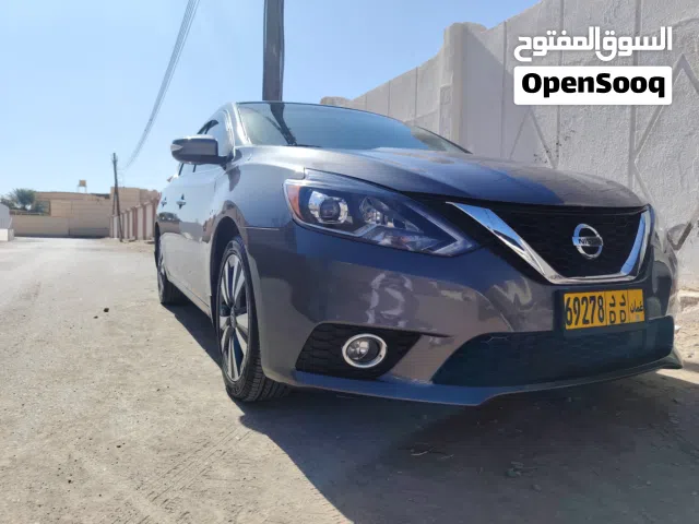 نيسان سنترا رقم 1 بحالة شبة جديدة نظيفة جدا