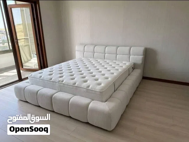 سرير فندقي بومبيه كثافات عاليه خشب موسكي تخانات سفنج تخانه 5سم كثافه عاليه قماش قطيفه