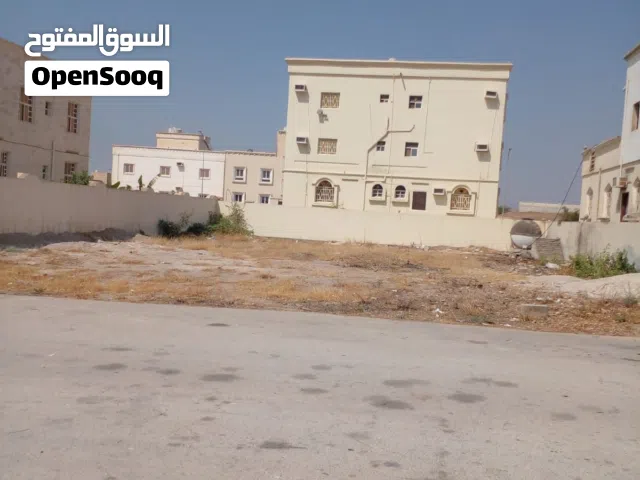 فرصه ارض 300 متر صحلنوت الجنوبية قريب السعاده موقع جميل جدا ومستوي