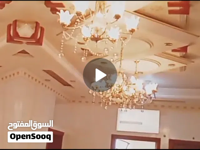 111 m2 5 Bedrooms Apartments for Rent in Sana'a Bayt Baws