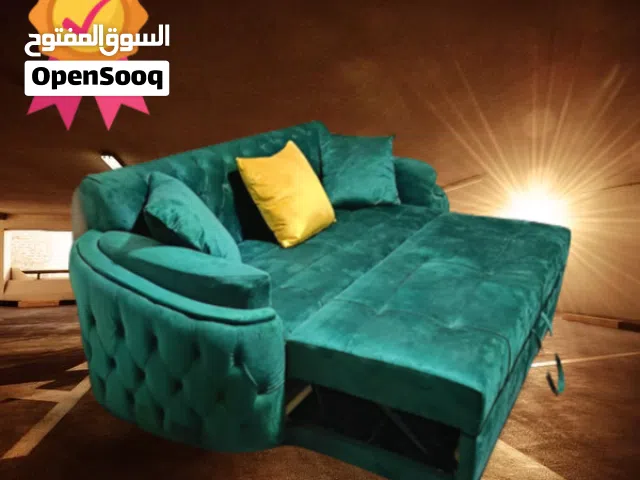 كنبه سرير عموله  مقاس مترين واما السرير بيتفرد بيكون مقاسه 130سم خشب زان احمر والسفنج سوفت