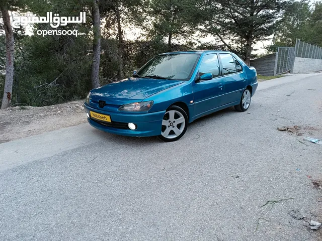 Peugeot 306 2000 in Hebron