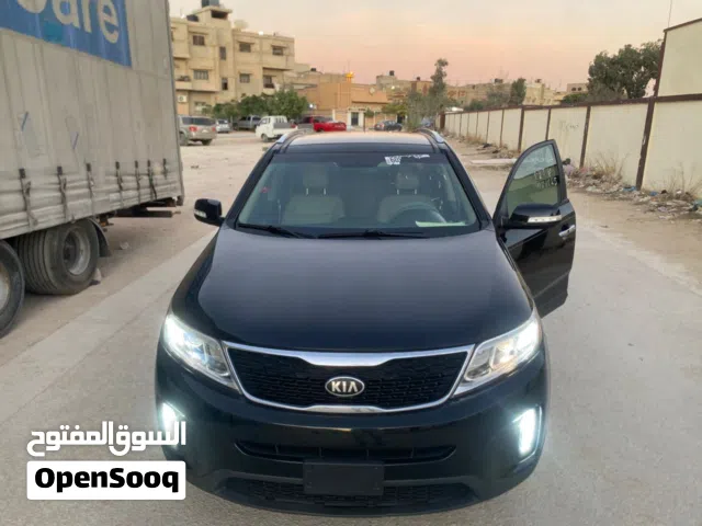 2015 كيا سورينتو Standard