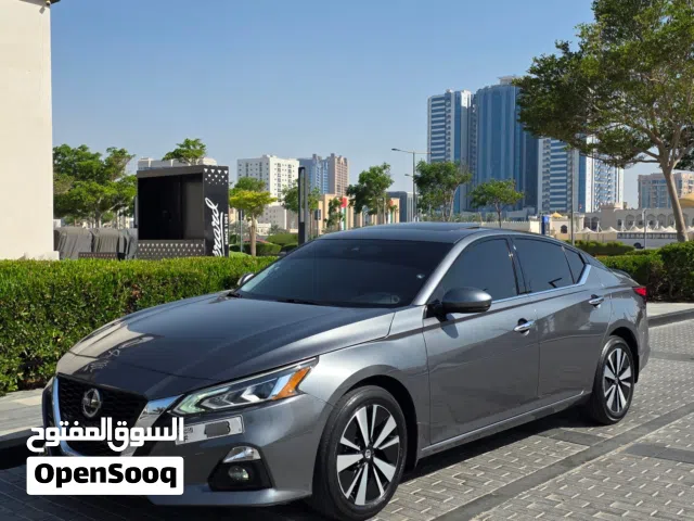2019 نيسان التيما SV