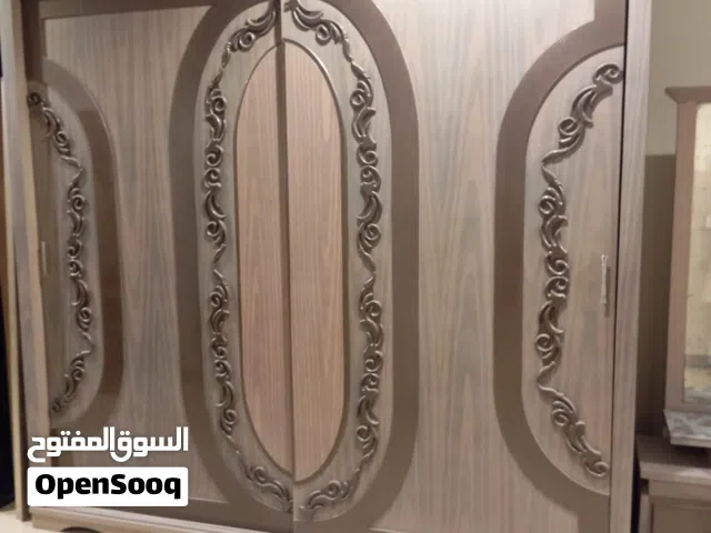 غرفة نوم "عمولة" مودرن - خامات خشبية ممتازة بسعر لقطة! * المواصفات الفنية: * نوع الخشب: كون