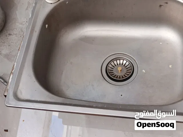 حوض مطبخ كامل معه الخلاط استعمال شهرين فقط