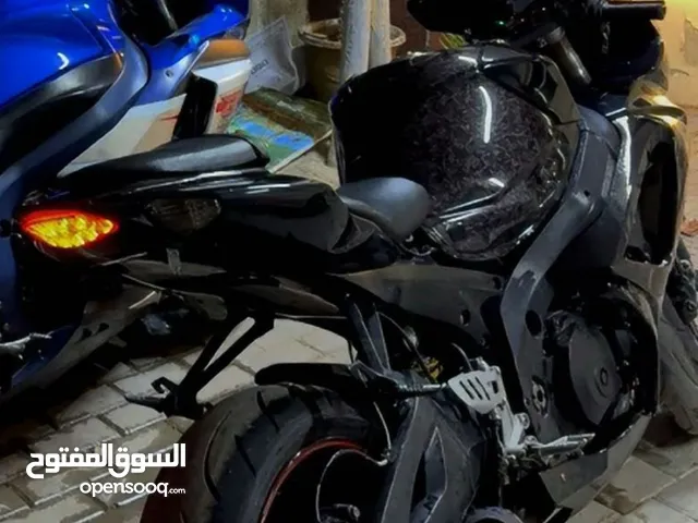 سوزاكي 1000 2008 gsxr1000 k8