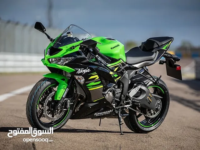 مطلوب: دراجة 4 cylinder من سوزوكي او هوندا او كاواساكي او ياماها.