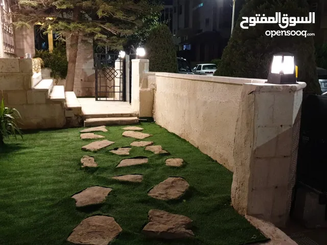 320 m2 2 Bedrooms Apartments for Rent in Amman Um El Summaq