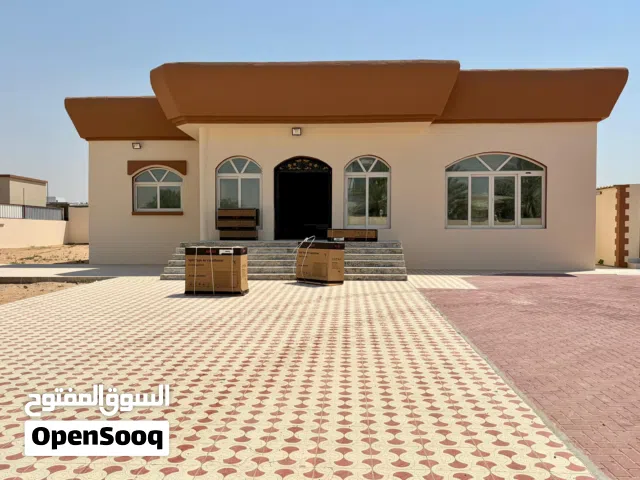 فيلا في النوف 2 بإمارة الشارقة للإيجار