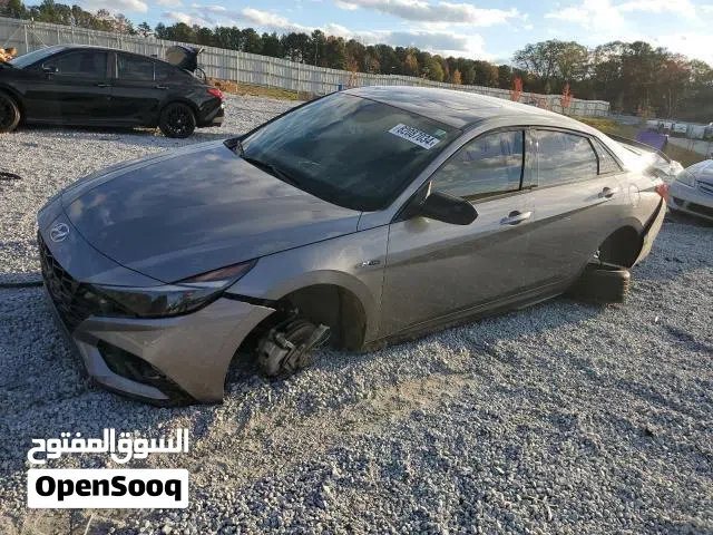 2023 Hyundai Elantra Standard