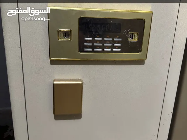 أثاث مستعمل
