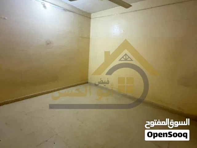 216 m2 4 Bedrooms Townhouse for Rent in Basra Saie