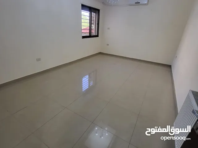 130 m2 3 Bedrooms Apartments for Sale in Amman Khalda