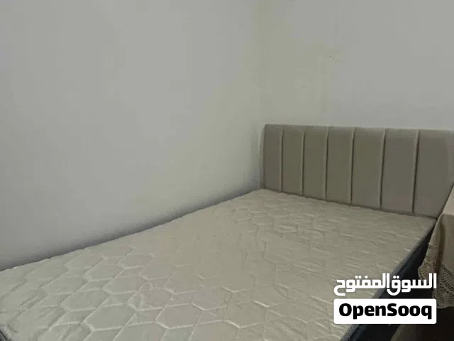 سرير مفرد و نص مع الفرشة