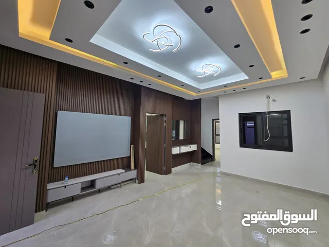 2550 ft² 5 Bedrooms Villa for Sale in Ajman Al-Zahya