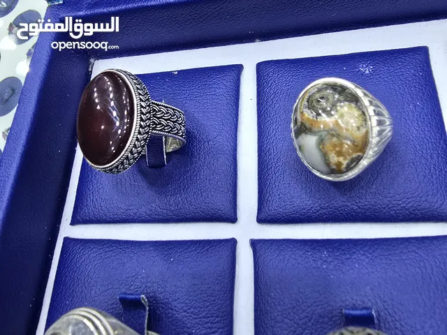 فضيات نوادر متنوعة من الألف إلى الياء يوجد لدينا مندوبين في مسقط ، صنعاء، جدة وتوصيل لكافة المدن