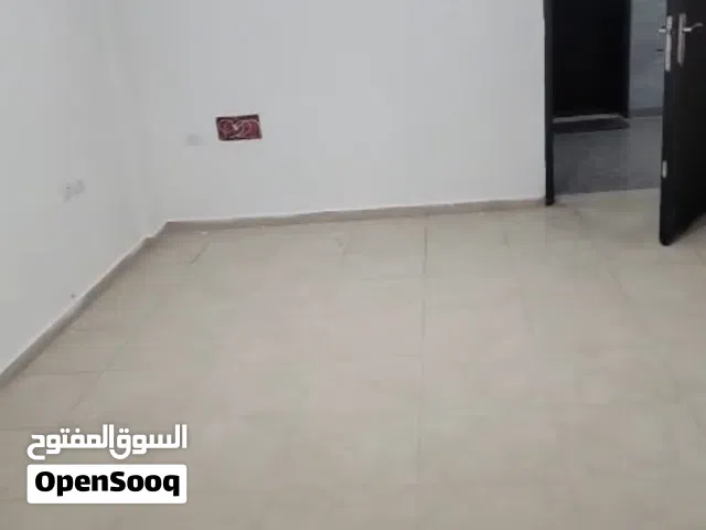 شقة للايجار غير مفروشة ضاحية الريحان