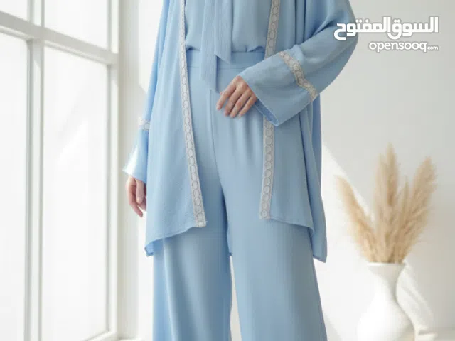 طقم ازرق ( بشت رمضاني ، بنطلون ، توب )