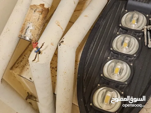 كشافات للبيع نضيفه جداً 5 شرائح