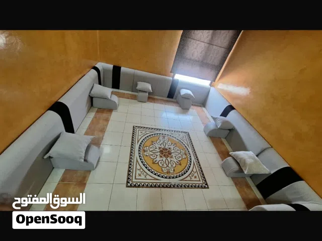للبيع جلسه مالت مقلط