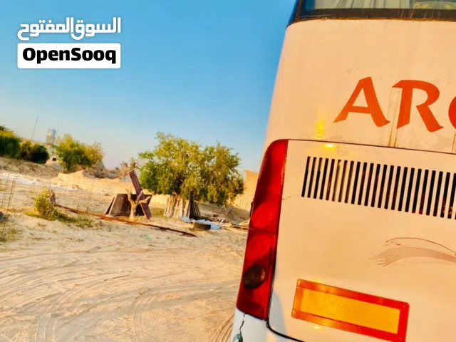 افيكو 52 راكب في حالة ممتازة مكيف ما شاء الله محرك كنبيو الله يبارك حمام شاشات كراسي منامة