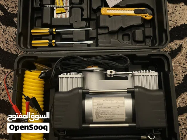 منفاخ إطارات جديد بالكامل في البوكس